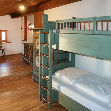 Burg Biedenegg- Niedermontani By Interhome *